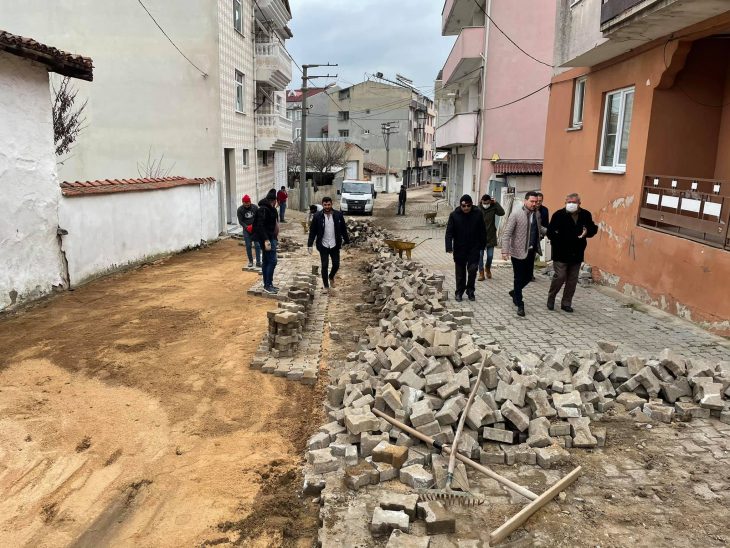 Havsa’da yol yapım ve onarım çalışmaları devam ediyor