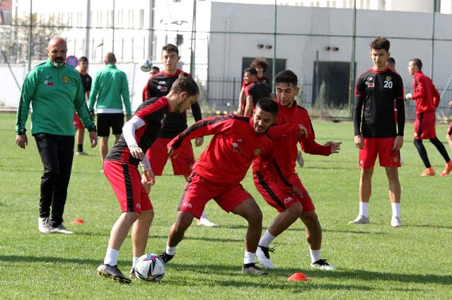 Eskişehirspor, Kırklarelispor maçı hazırlıklarını tamamladı