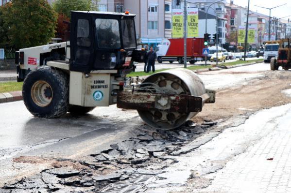 EDİRNE’DE SAĞANAK, EV VE İŞ YERLERİNDE SU BASKINLARINA NEDEN OLDU