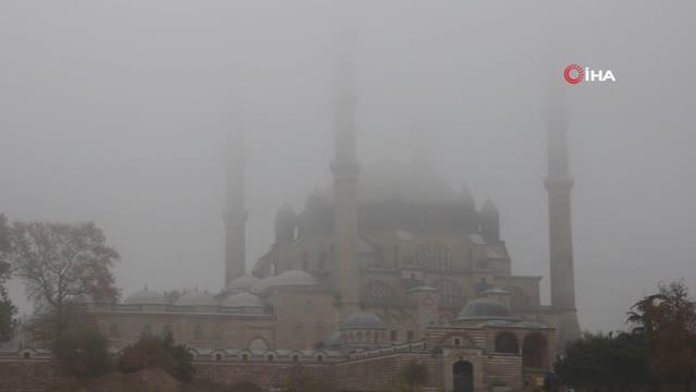 Edirne’de sis etkili oldu, Selimiye gözden kayboldu