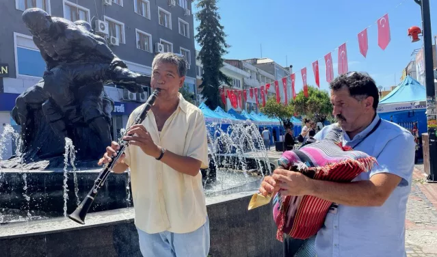 Edirne’deki festival kültürlerin buluşmasına da katkı sağlıyor