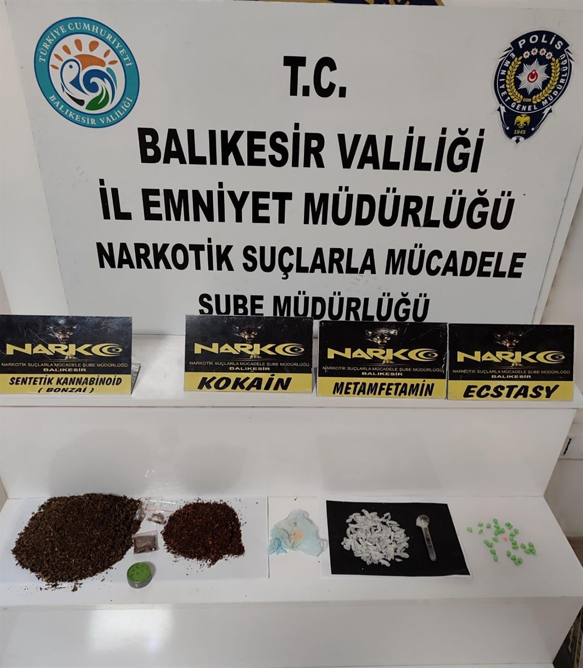 Balıkesir’de Uyuşturucu Operasyonu: 4 Gözaltı!