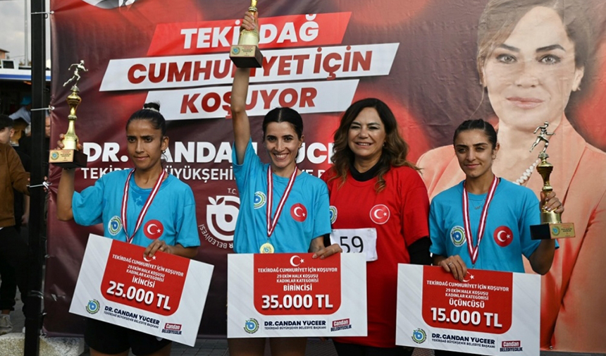 Cumhuriyet için koştular