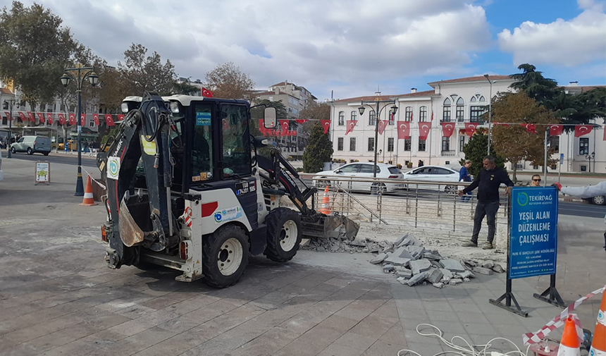 Kent meydanında düzenleme çalışması