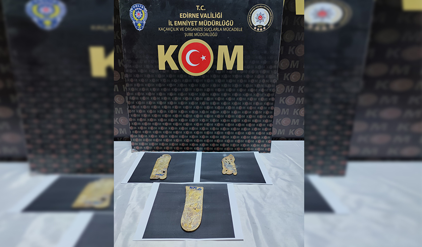 Çantasında külçe altın yakalanan Romanyalı gözaltında