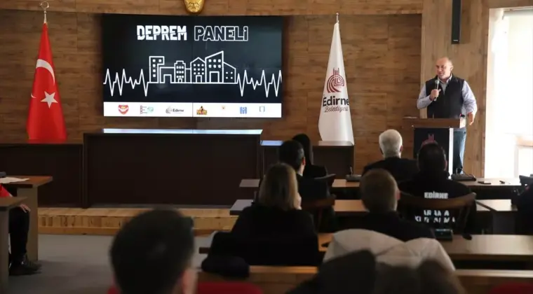 Edirne’de Deprem Paneli Düzenlendi