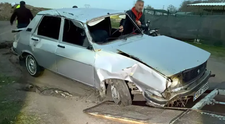 Alkollü Sürücü Mezarlığa Girdi