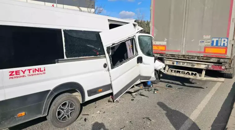 Çerkezköy’de İşçi Servisi Kaza Yaptı